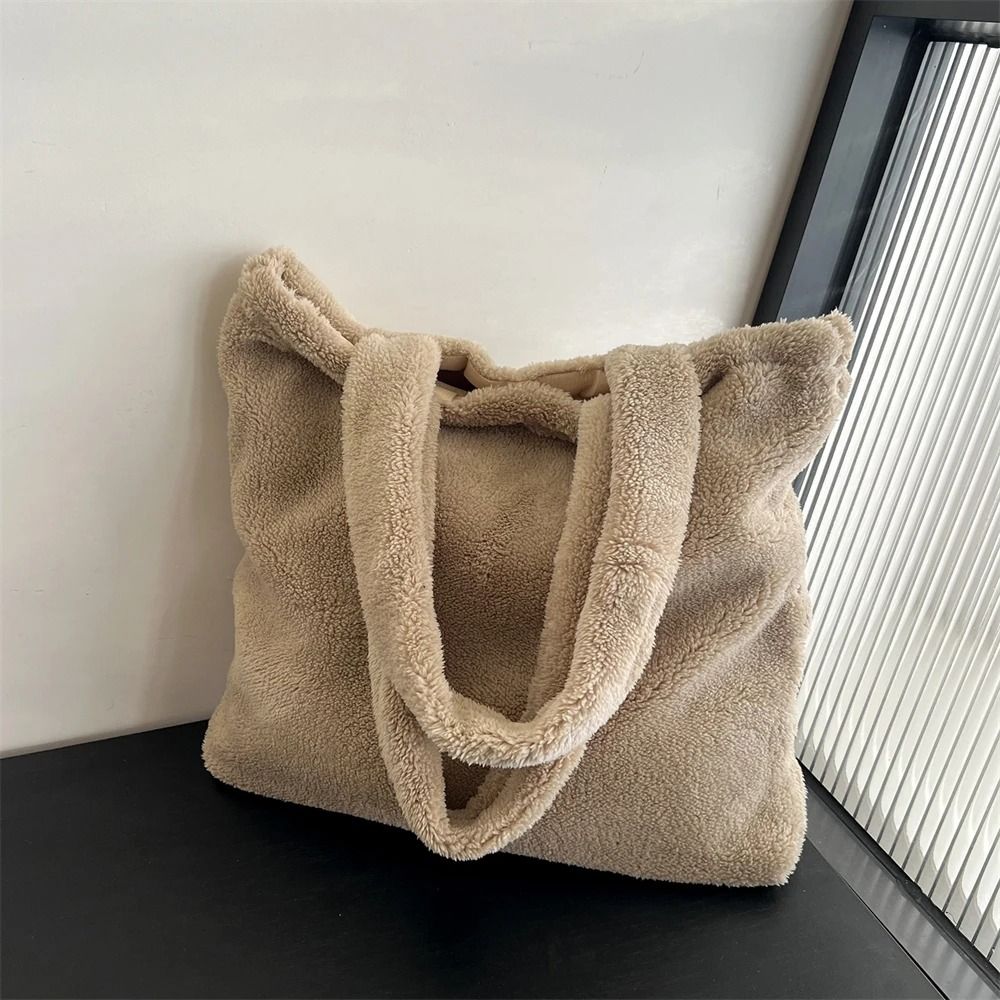 Women's Plush Underarm Bag Winter Lamb Faux Fur Shoulder Bag Solid Color Soft Fluffy Shopper Bags Large Capacity Casual Tote Bag Laptop Bag