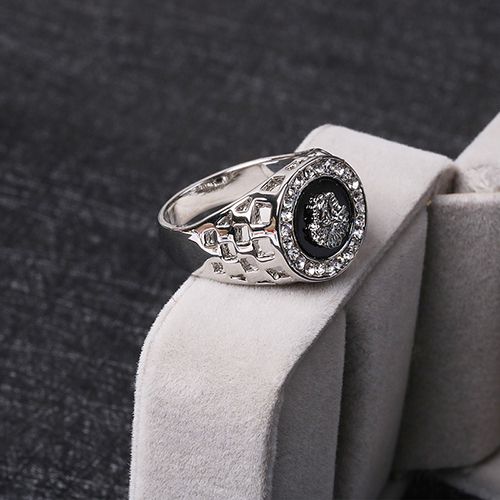 Men's ring Jewelry creative diamond lion head inlaid zircon hollow exquisite pattern domineering ring lion style patton