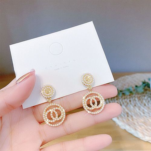 1-Pair S925 Silver Needle Fashion Simple Full Diamond Circle Earrings All-match French Retro Earrings Diamond Earrings  Styles Shipped Randomly