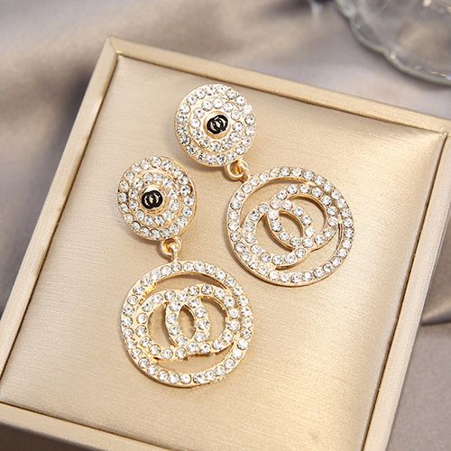 1-Pair S925 Silver Needle Fashion Simple Full Diamond Circle Earrings All-match French Retro Earrings Diamond Earrings  Styles Shipped Randomly