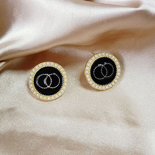 1-Pair S925 Silver Needle Fashion Simple Full Diamond Circle Earrings All-match French Retro Earrings Diamond Earrings  Styles Shipped Randomly