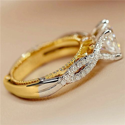 Women's Court-style Fashionable Ring Elegant and Noble Accessory with Square Zircon Geometric Design Wedding Ring Lady Two Color Engagement Ring
