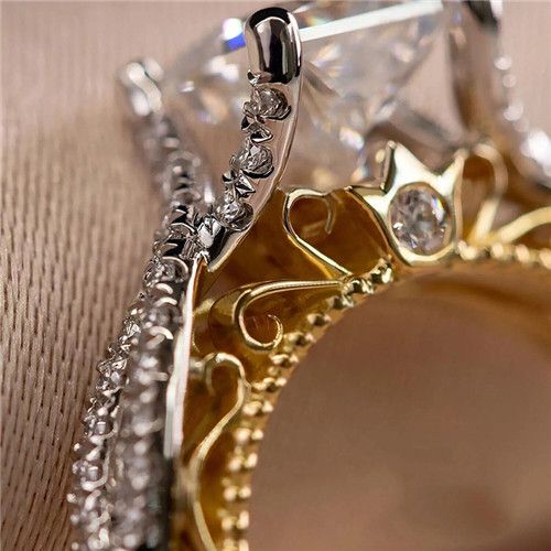 Women's Court-style Fashionable Ring Elegant and Noble Accessory with Square Zircon Geometric Design Wedding Ring Lady Two Color Engagement Ring