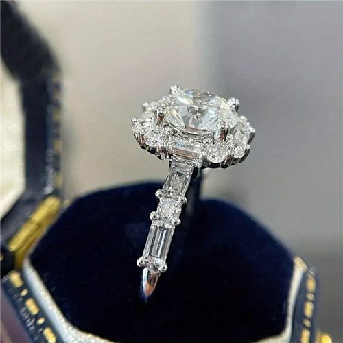 Lady New Fashion Wedding Ring Silver Color Engagement Ring Sparkling Micro-painted Zircon Fairy-like Light Luxury Ins Style Jewelry