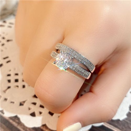 Women New Fashion Wedding Rings Two Pcs set Engagement Classical Four Claws Ring Lady Inlaid Zircon Luxury Wedding Ring Party Proposal Ring