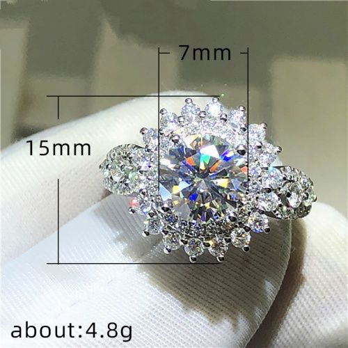 Lady New Fashion Engagement Ring European and American Luxury Women Wedding Ring Copper Platinum Plated Zircon Proposal Ring