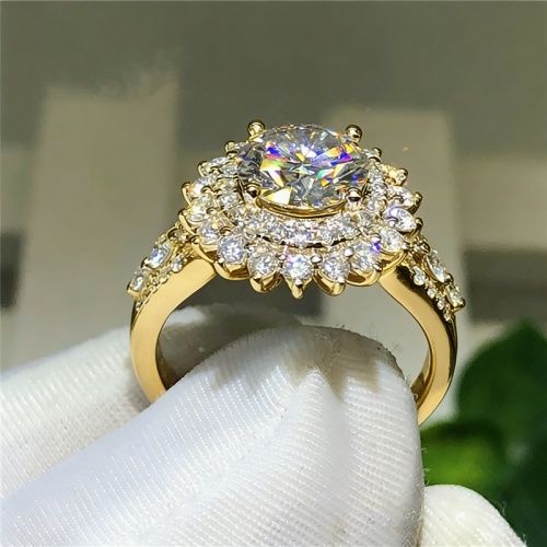 Lady New Fashion Engagement Ring European and American Luxury Women Wedding Ring Copper Platinum Plated Zircon Proposal Ring