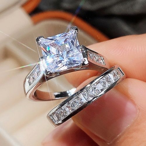 Lady New Fashion Weddings 2 PCS Rings Popular Couple Engagement Rings Women Square Diamond and Zircon Pair of Proposal Rings Gift Jewelry
