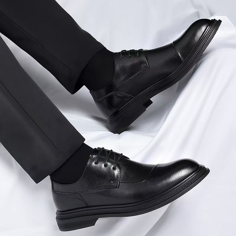 Men's leather shoes, business high-end casual leather shoes, low cut fashionable and comfortable lace up styles, men's shoes, business suits, trendy shoes, men's shoes.