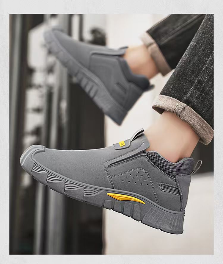 Men's shoes with soft soles and dirt resistant work shoes without steel toe caps for labor protection.