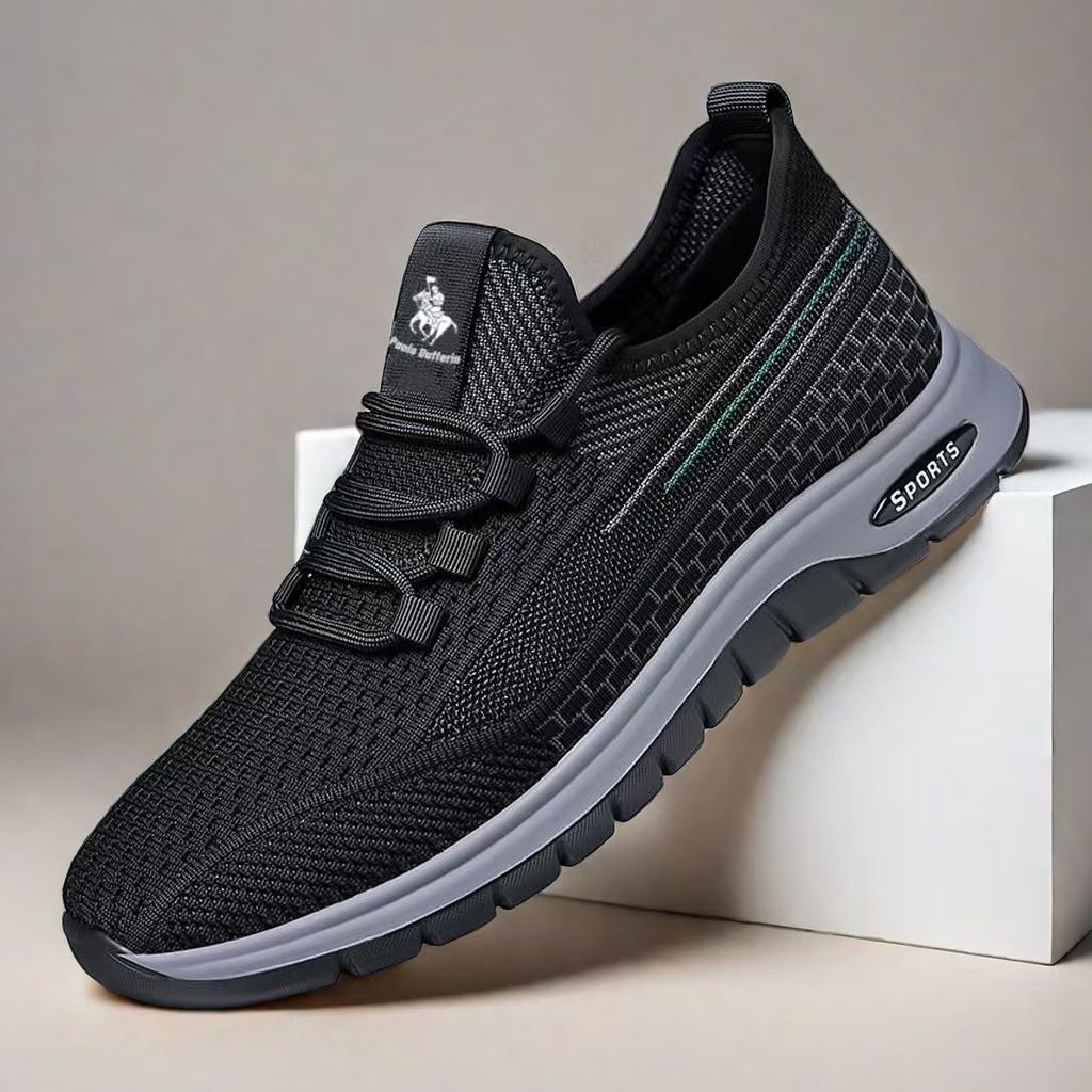 Running shoes with fly woven mesh surface, breathable and lightweight casual shoes, simple black, fashionable and trendy sports shoes.