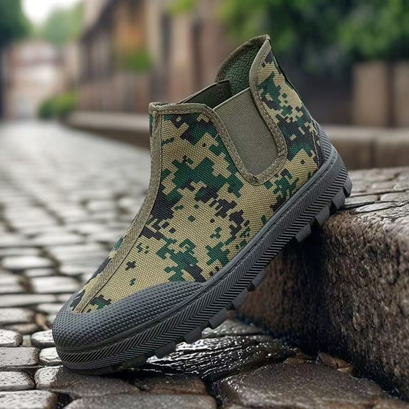 Liberation shoes, men's construction site anti-slip wear-resistant camouflage safety shoes, work and leisure high-top yellow rubber shoes, sneaker