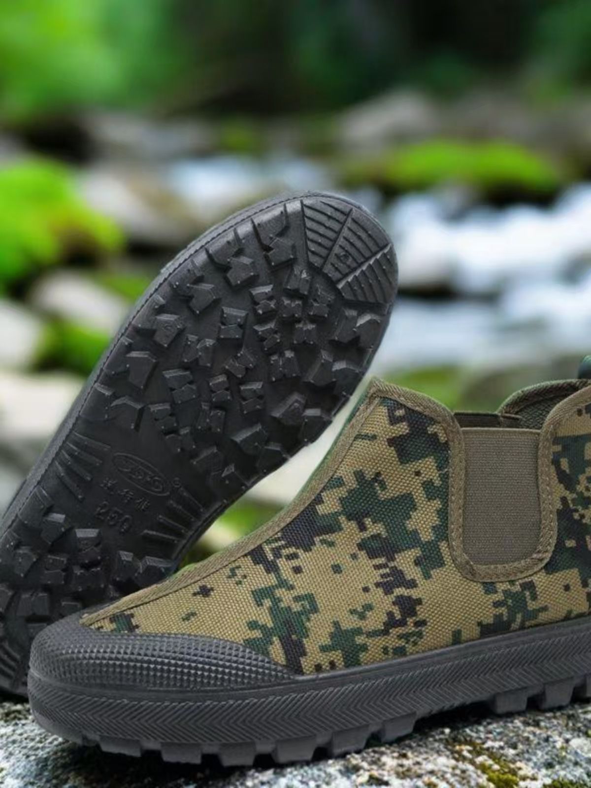 Liberation shoes, men's construction site anti-slip wear-resistant camouflage safety shoes, work and leisure high-top yellow rubber shoes, sneaker