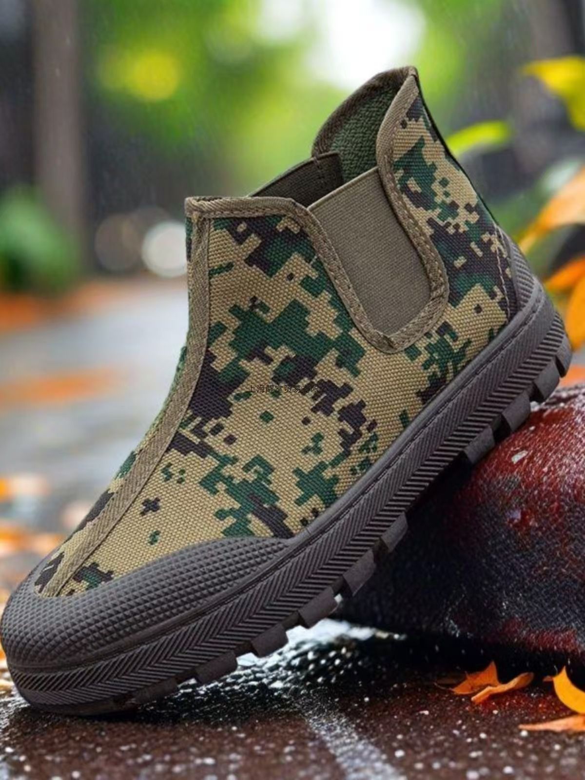Liberation shoes, men's construction site anti-slip wear-resistant camouflage safety shoes, work and leisure high-top yellow rubber shoes, sneaker