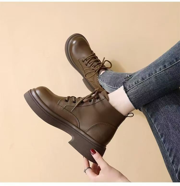 Ladies' leather shoes, round-toe lace-up Martin boots, large size, genuine leather, thick soles, versatile small leather shoes, ladies' business formal leather shoes