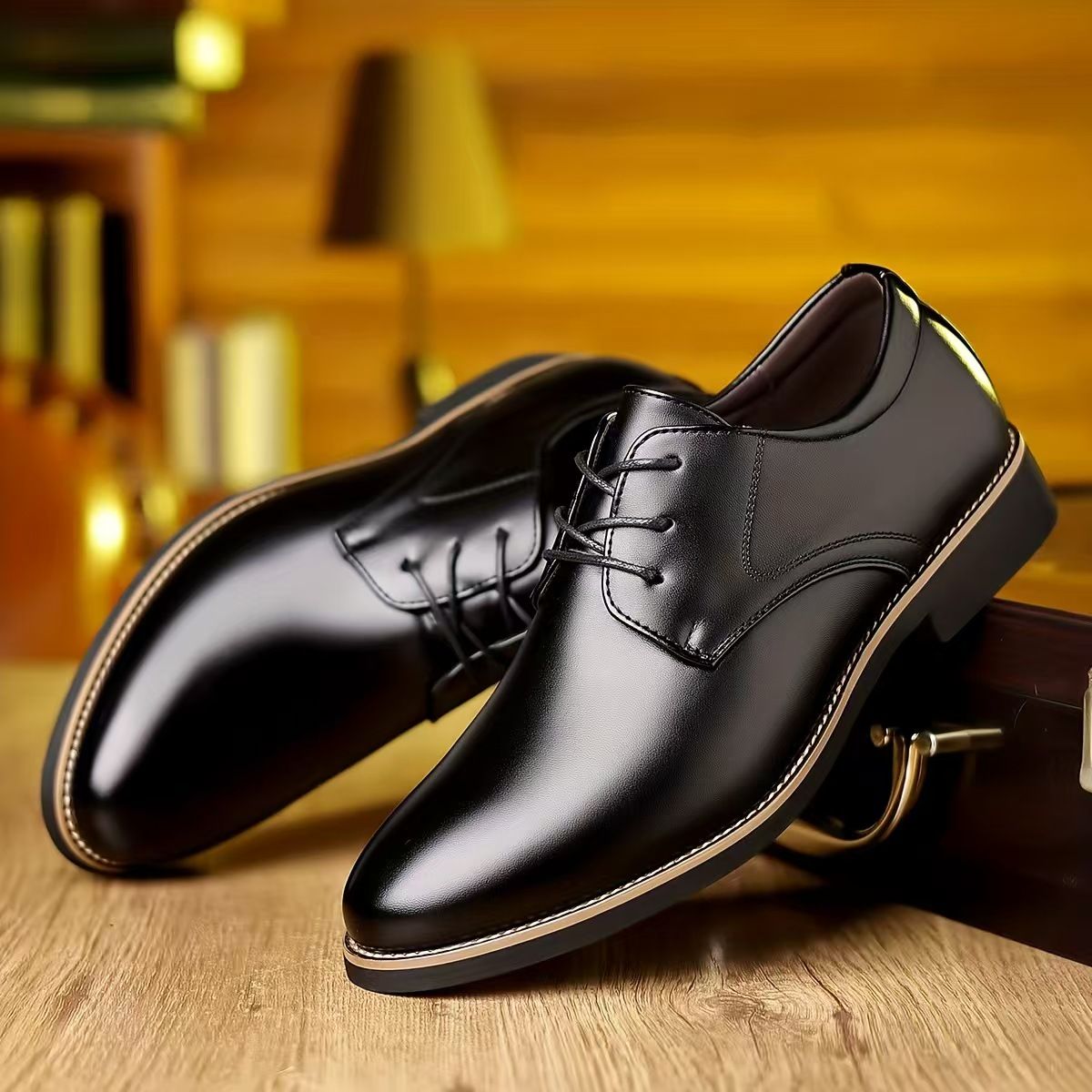48 large leather shoes, soft-soled youth casual shoes, business formal leather shoes, men's banquet shoes.