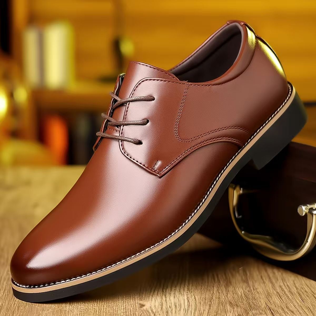 48 large leather shoes, soft-soled youth casual shoes, business formal leather shoes, men's banquet shoes.