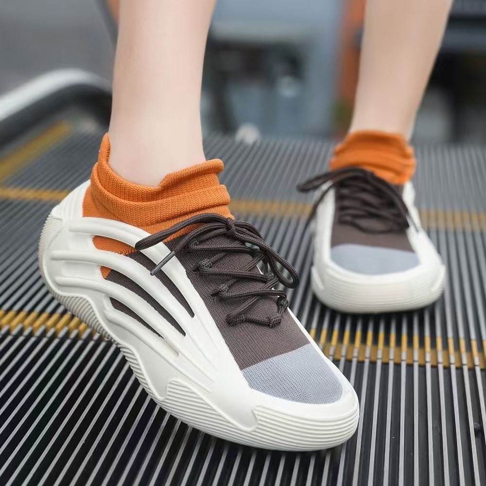 Flying knitted women's shoes, women's thick-soled anti-slip comfortable breathable sneakers, casual elastic socks shoes for women, fashionable women's sneakers.