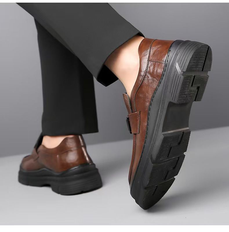 Thick-soled leather shoes, men's fashionable casual leather shoes with hand-grasped pattern, business formal leather shoes, wedding shoes.