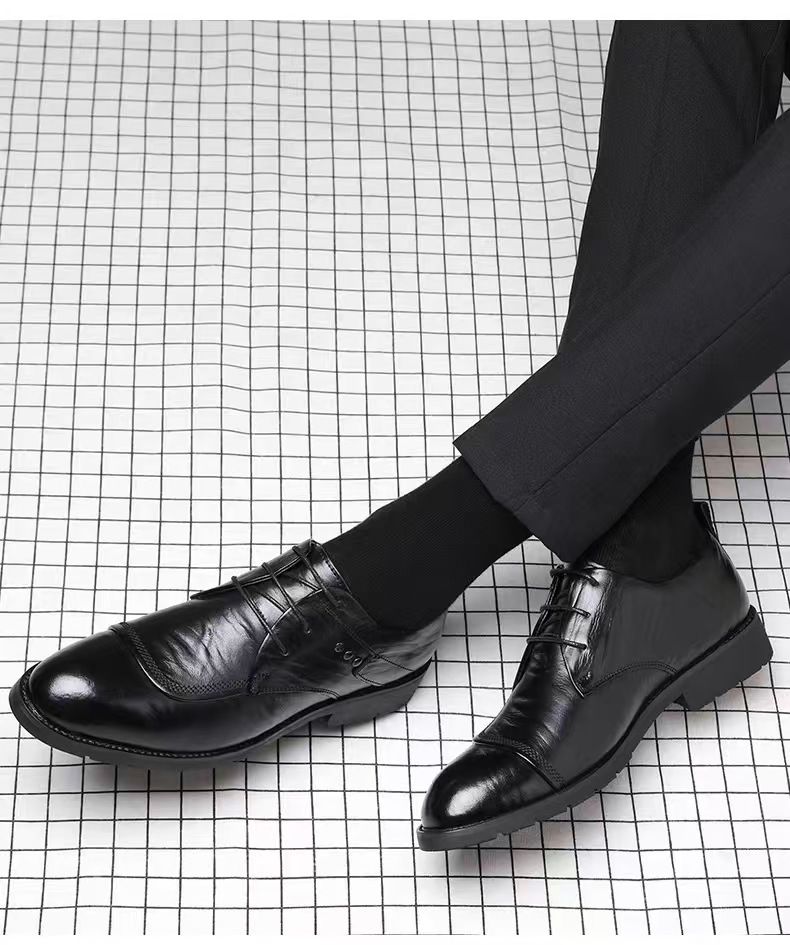 Leather shoes, lace-up pointed-toe men's shoes, fashionable black business formal leather shoes, soft-soled wear-resistant men's driving shoes.