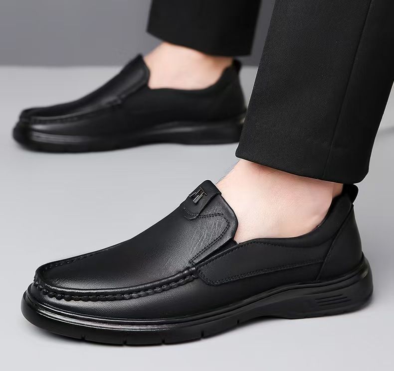Men's shoes, cowhide soft-soled breathable business casual leather shoes, men's thin one-step formal leather shoes, men's wedding shoes.