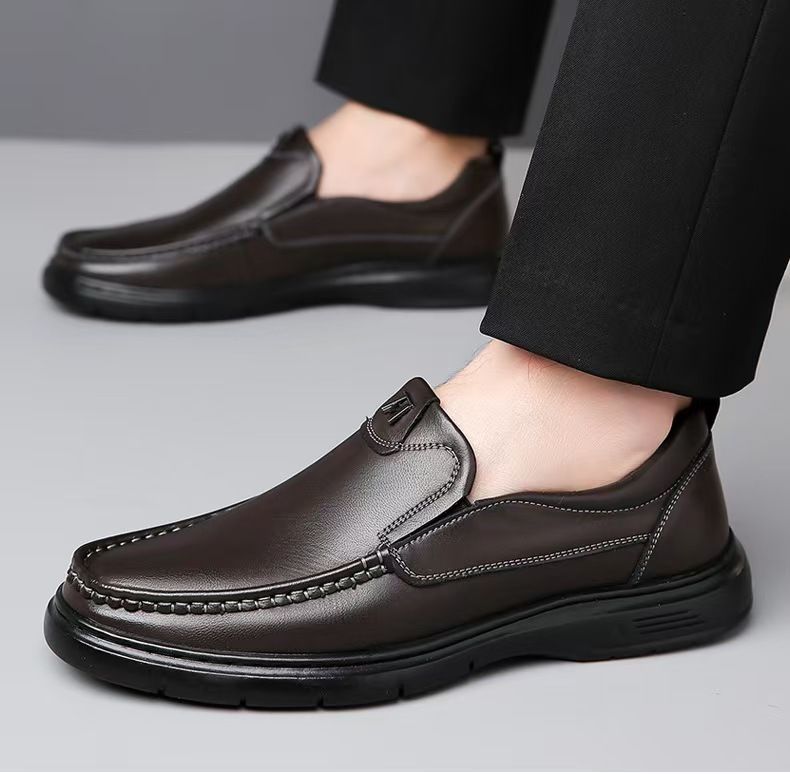 Men's shoes, cowhide soft-soled breathable business casual leather shoes, men's thin one-step formal leather shoes, men's wedding shoes.