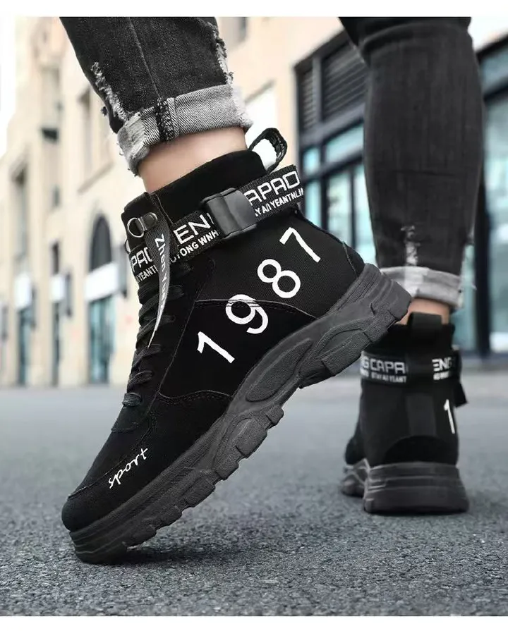 Martin boots, large size men's boots, versatile round-toe high-top trendy Martin boots, men's military boots, large size men's shoes.