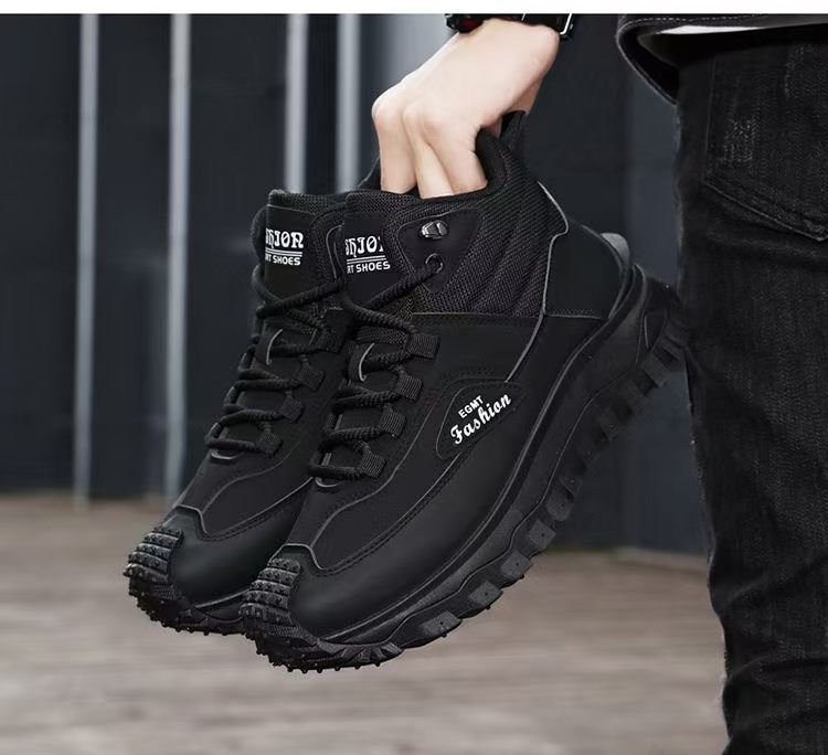 Large-size men's shoes, high-top work boots, outdoor sports waterproof hiking boots, work shoes.