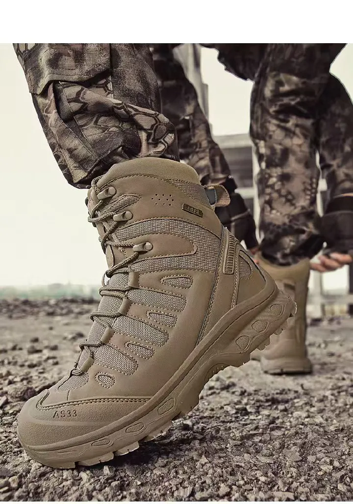 Large-size men's boots, ultra-light combat boots, thick-soled breathable shoes, men's safety shoes, comfortable and safe protective boots.