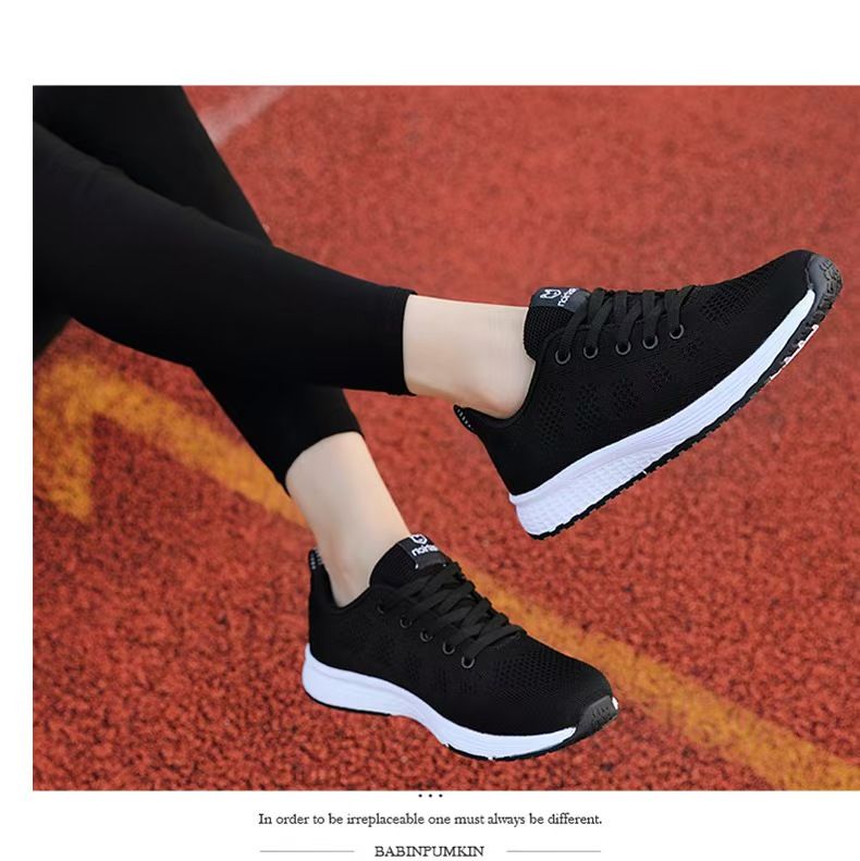 Large-size women's shoes, women's sneakers, outdoor breathable mesh shoes, casual shoes, women's shoes, low-top women's single shoes, mesh breathable sneakers.