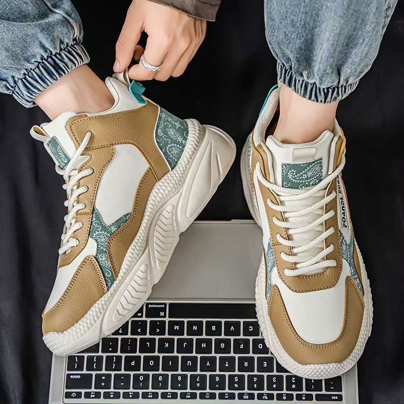 High-top men's shoes, versatile and casual basketball sneakers for practical use, running shoes with height increase, trendy shoes for beginners and old-fashioned sneakers.