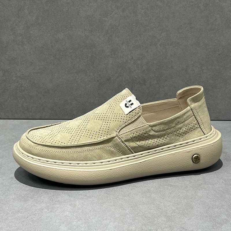 Men's breathable cloth shoes, casual shoes, light luxury men's shoes, trendy and stylish loafers, old Beijing style lightweight and thick-soled men's shoes.