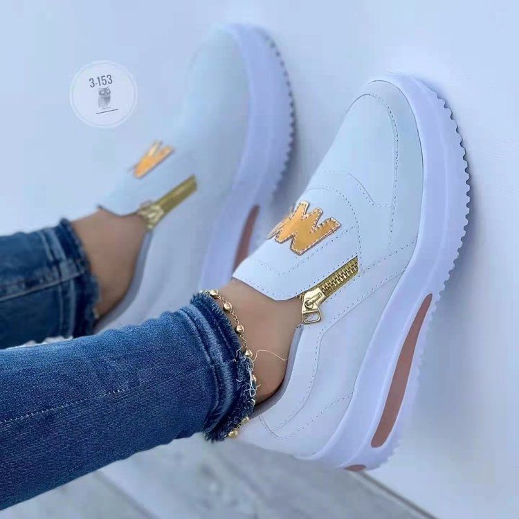 Ladies' flat single shoes, European and American fashionable thick-soled sequined lace-up low-top sneakers.