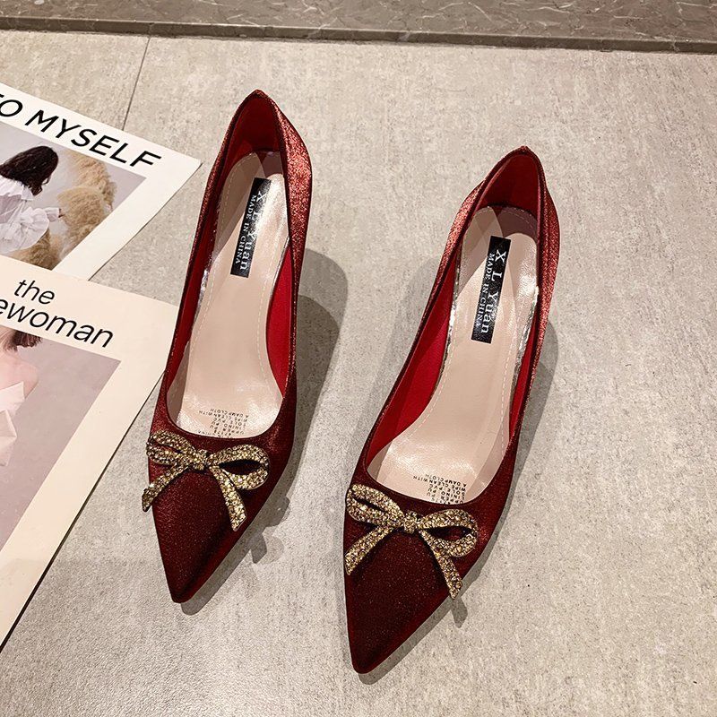 Women's red satin high heels, thin-heeled wedding shoes, rhinestone bowknot pointed-toe bridal single shoes, party shoes.