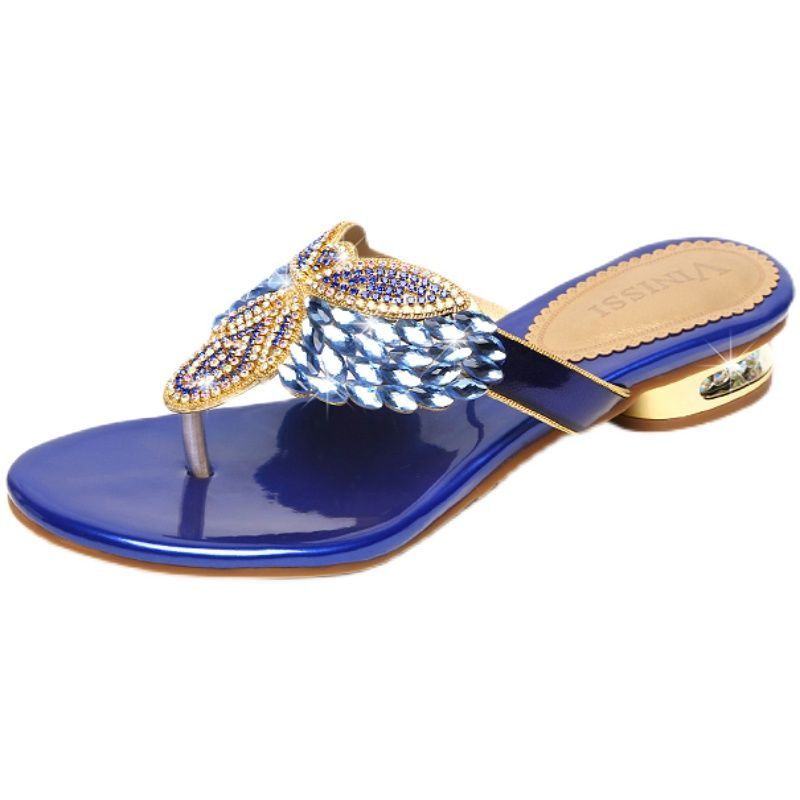 Beach shoes, flip-flops, sandals with toe-clamping design, outdoor Bohemian rhinestone slippers, women's flat anti-slip sandals.