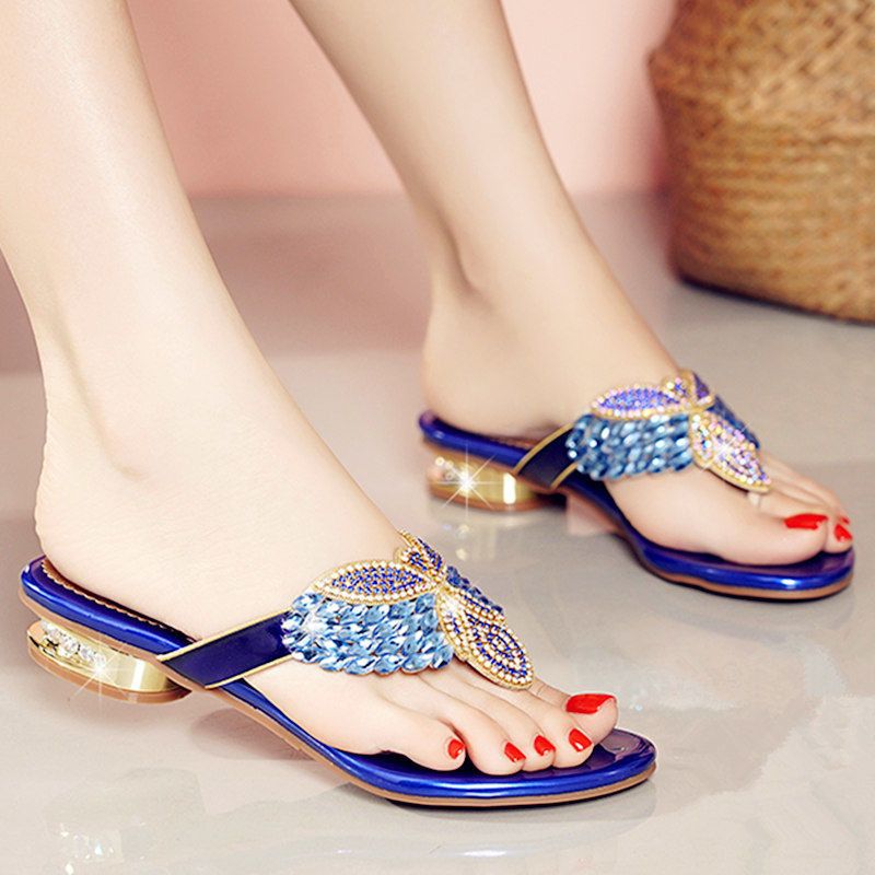 Beach shoes, flip-flops, sandals with toe-clamping design, outdoor Bohemian rhinestone slippers, women's flat anti-slip sandals.
