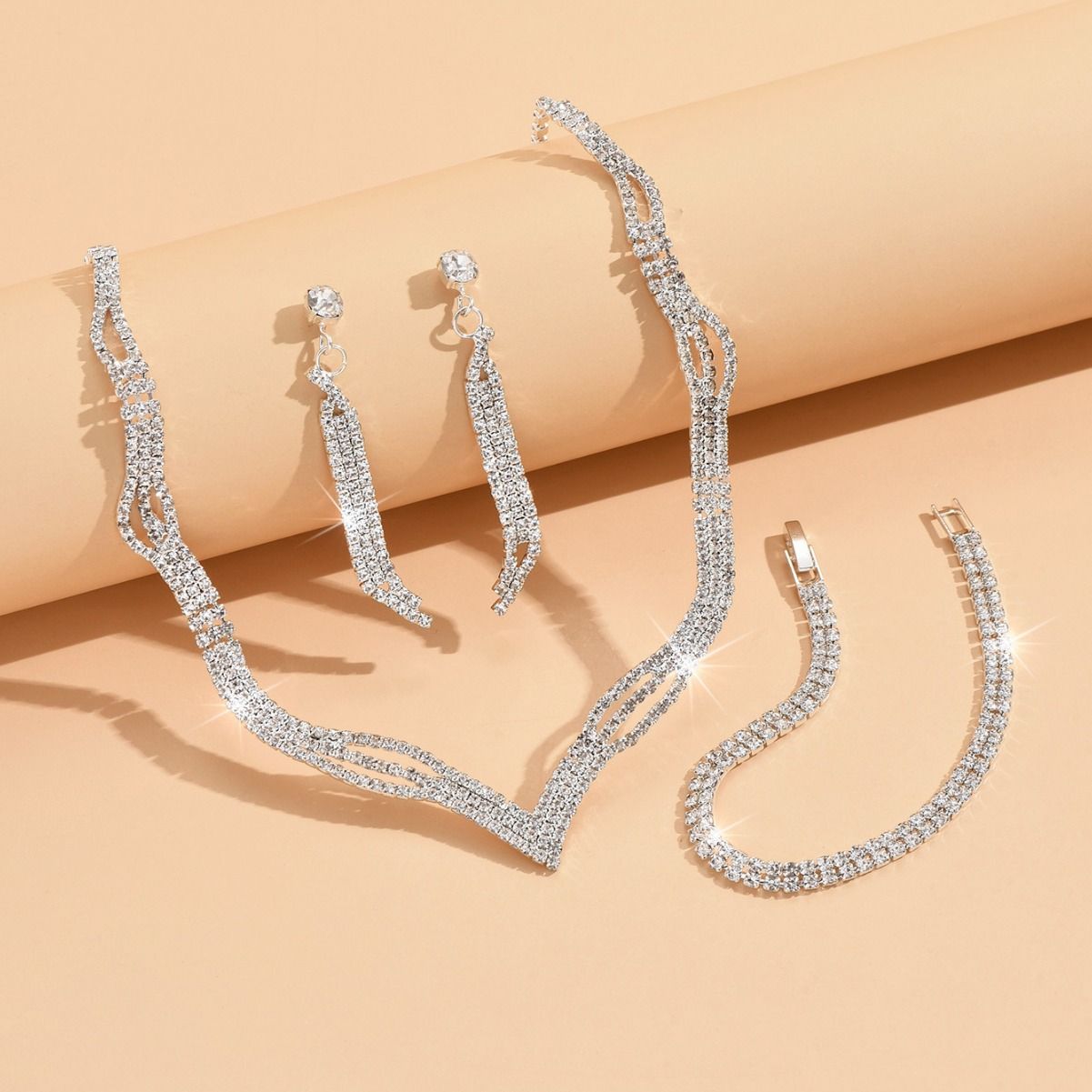 European And American High-End Sparkling Rhinestone Necklace, Earrings, Bracelet, Three-Piece Set, Fashionable Clavicle Chain, Bridal Jewelry Gift, Silver zawadi ya fedha ya kujitia harusi
