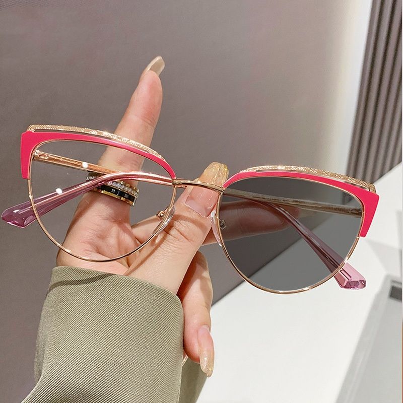 New Fashion Color Changing Anti-Blue Light Glasses Metal Frame Casual Radiation Protection Sunglasses for Women Miwani Mpya ya Miwani ya Kubadilisha Rangi ya Miwani ya Metali ya Kinga ya Kawaida ya