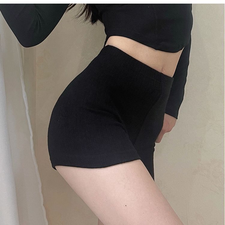 European and American BM style fitness casual shorts for women with high waist hip lifting tight three-quarter pants sports hot pants anti-exposure yoga pants cotton