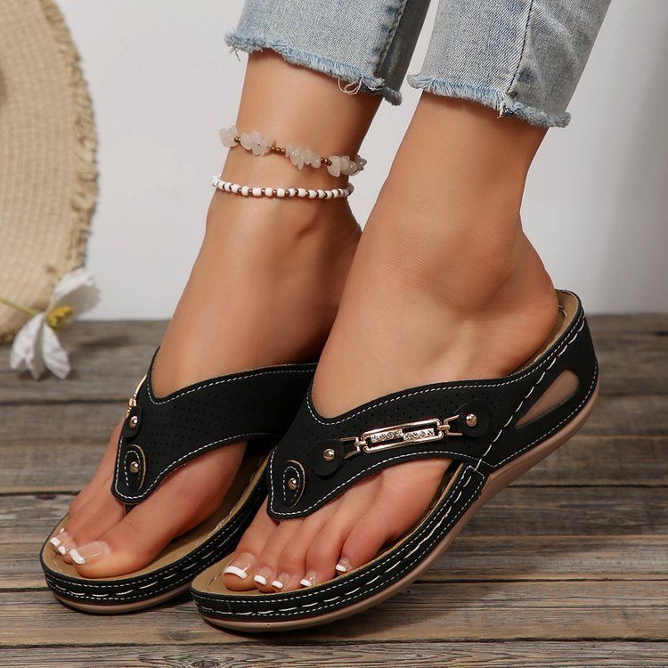 Shoes > Women's Shoes > Slippers > Flip-Flops  Large size spring and summer new style clip-toe casual beach European and American flip flops women's sandals