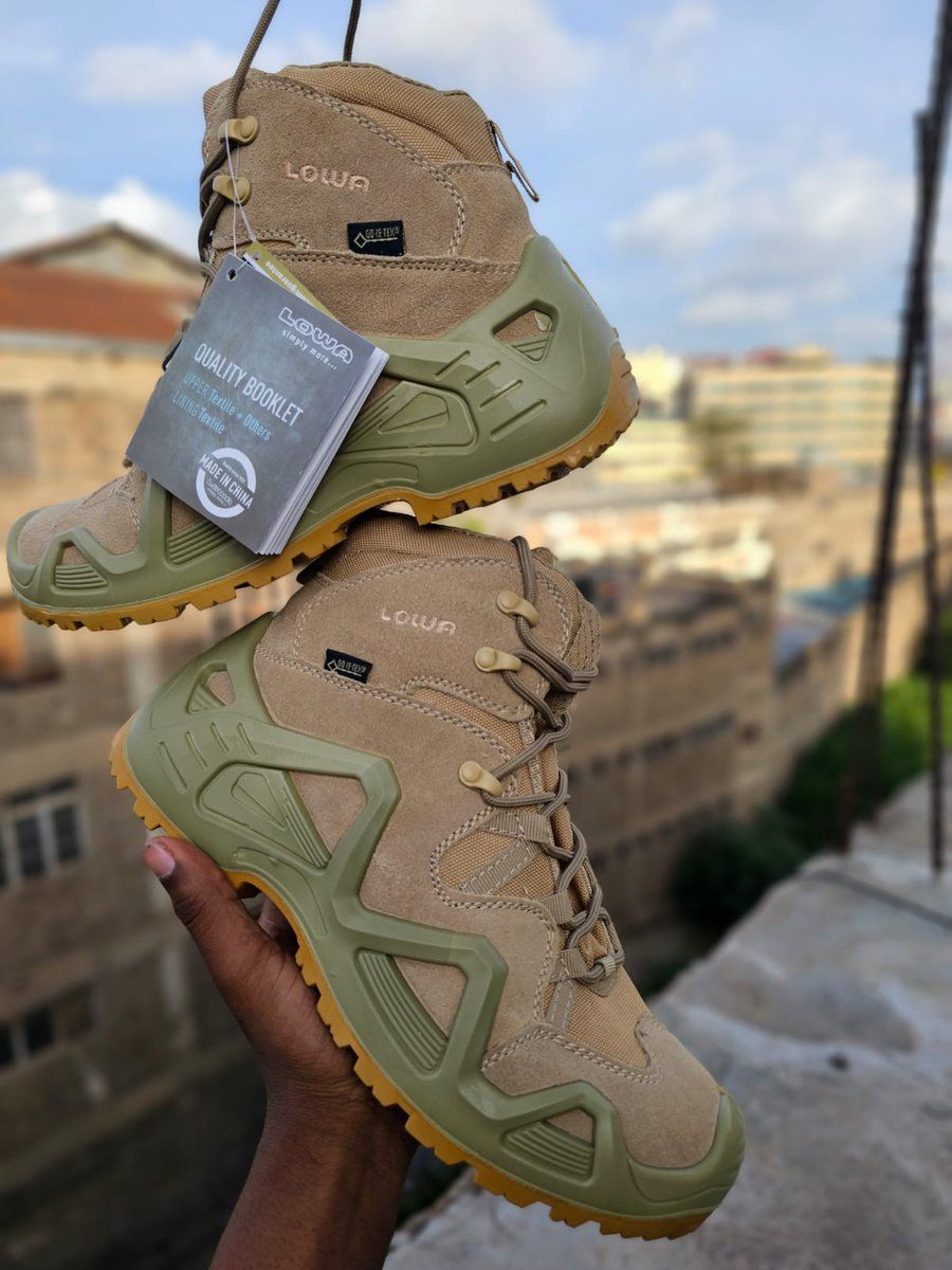 LOWA TACTICAL MILITARY/ HIKING DESERT COMBAT BOOTS SHOES