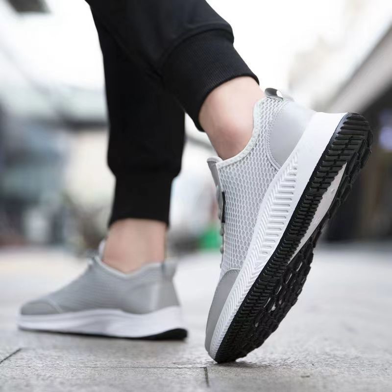 Men's mesh casual shoes sneakers slip-on dad shoes soft soled cloth shoes boy's hollow out sandal fashion single shoes sports running shoes