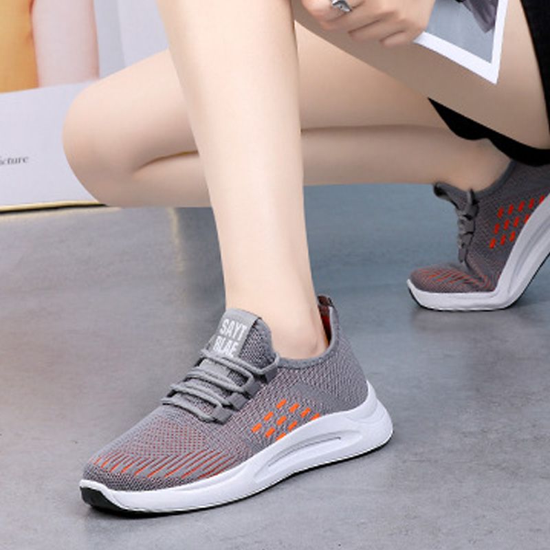 Women's shoes casual sports shoes students shoes sneaker running shoes ladies' fly woven single shoes gym girls fashion athletic shoes Mother soft sole shoes