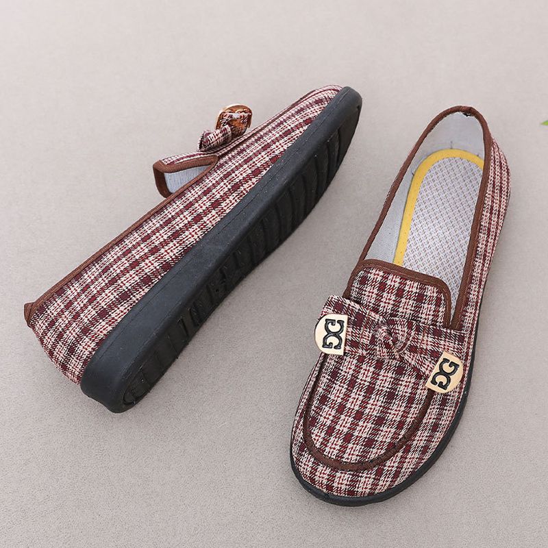 Size 38-41 women's cloth shoes ladies casual sports shoes girls soft-bottom flats mother's fashion single shoes students loafers brown shoes