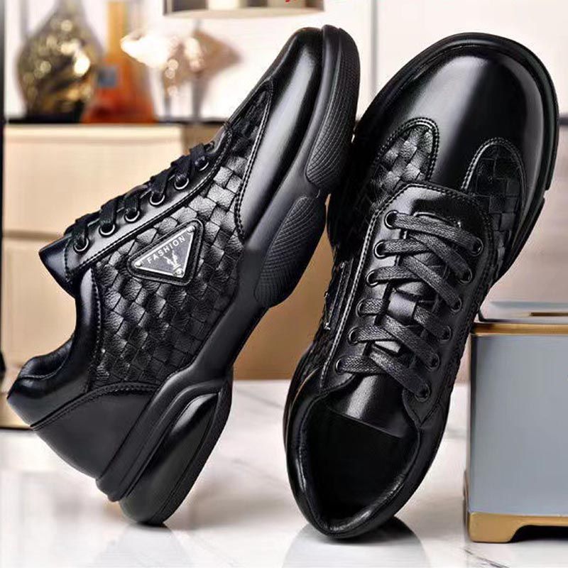Size 41-44 Men's casual artificial leather shoes boys single shoes students PU Leather driving shoes Daddy business low-top lace-up shoes style black work shoes