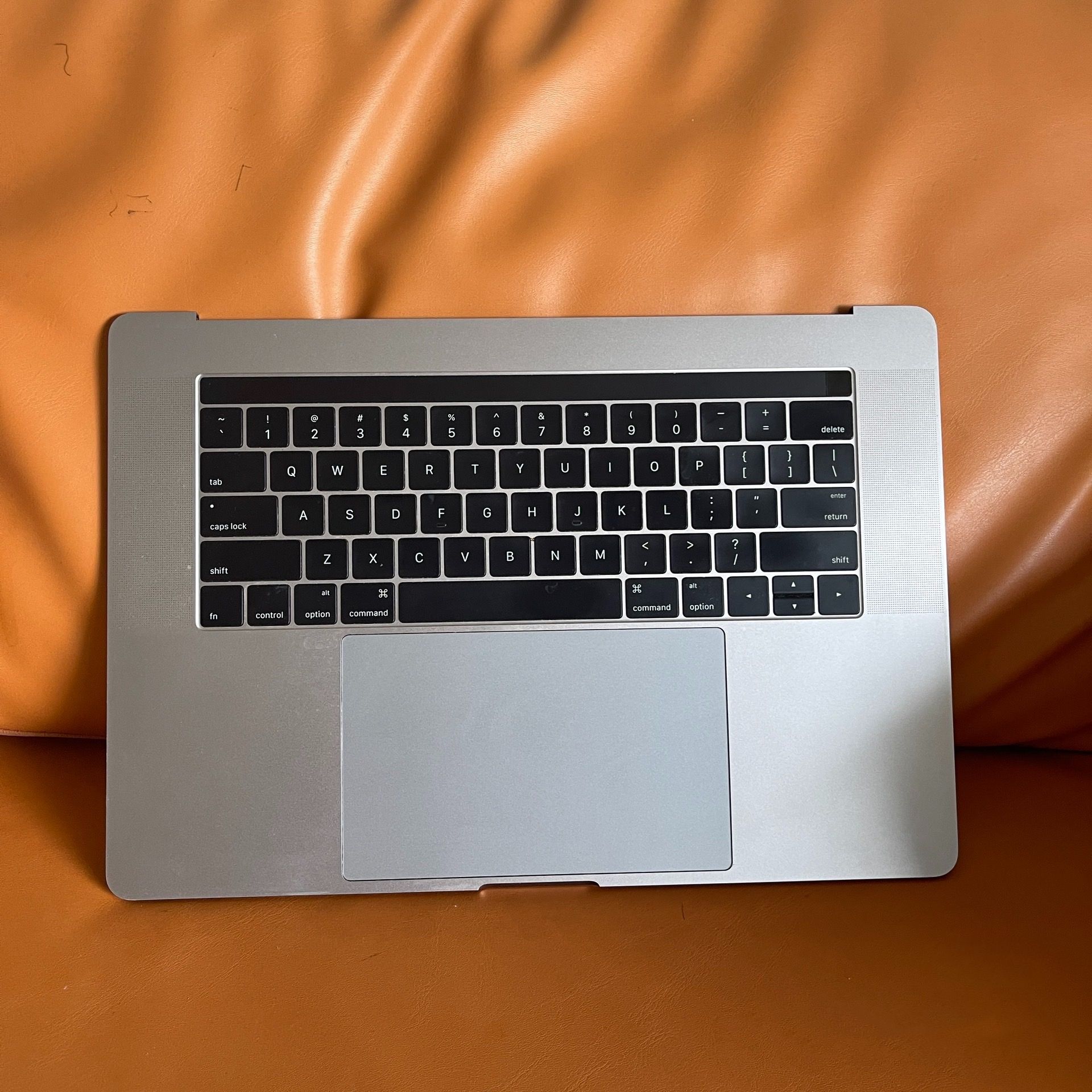 Refurbished Apple MacBook Pro 15" Touch Bar 512GB SSD 16GB i7 Ventura Space Gray HEADLESS without screen display