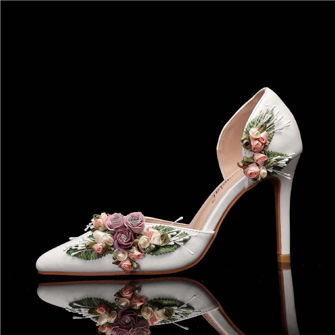 hite Floral High Heel Pumps with Matching Clutch – Romantic Wedding & Special Occasion Shoes for Women