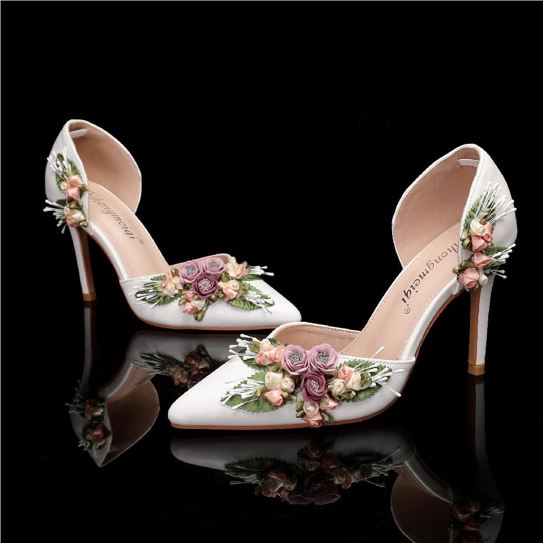 hite Floral High Heel Pumps with Matching Clutch – Romantic Wedding & Special Occasion Shoes for Women