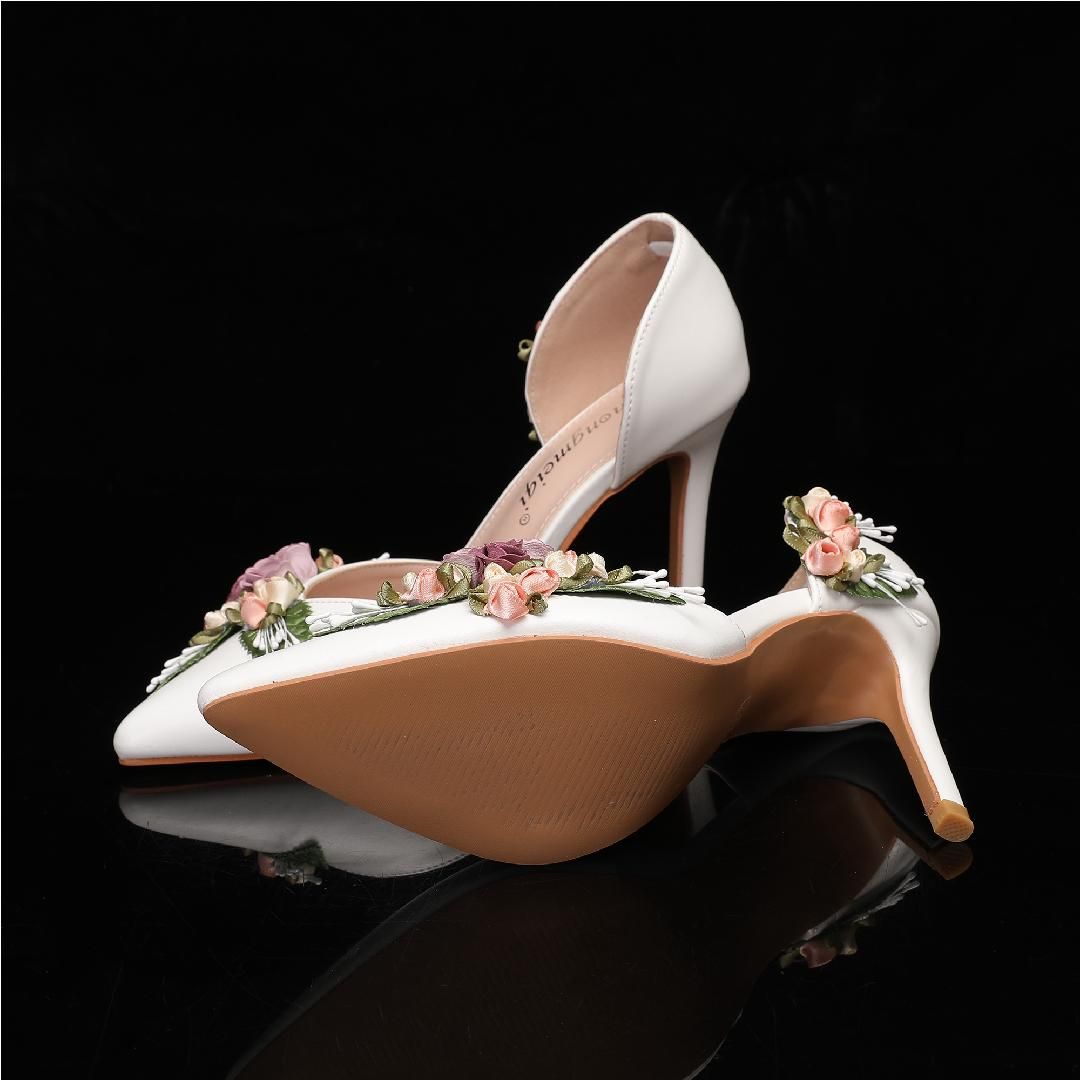hite Floral High Heel Pumps with Matching Clutch – Romantic Wedding & Special Occasion Shoes for Women