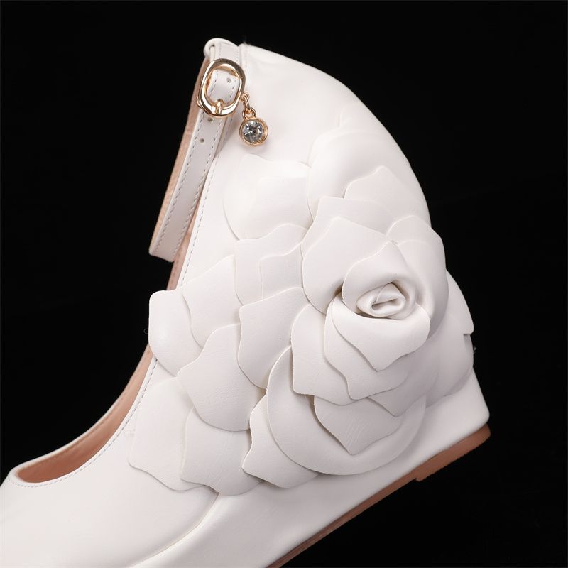 Women's Ivory Lace Floral Wedge Wedding Shoes - Platform Bridal Heels with Ankle Strap, Elegant Romantic Style for Brides at City Weddings